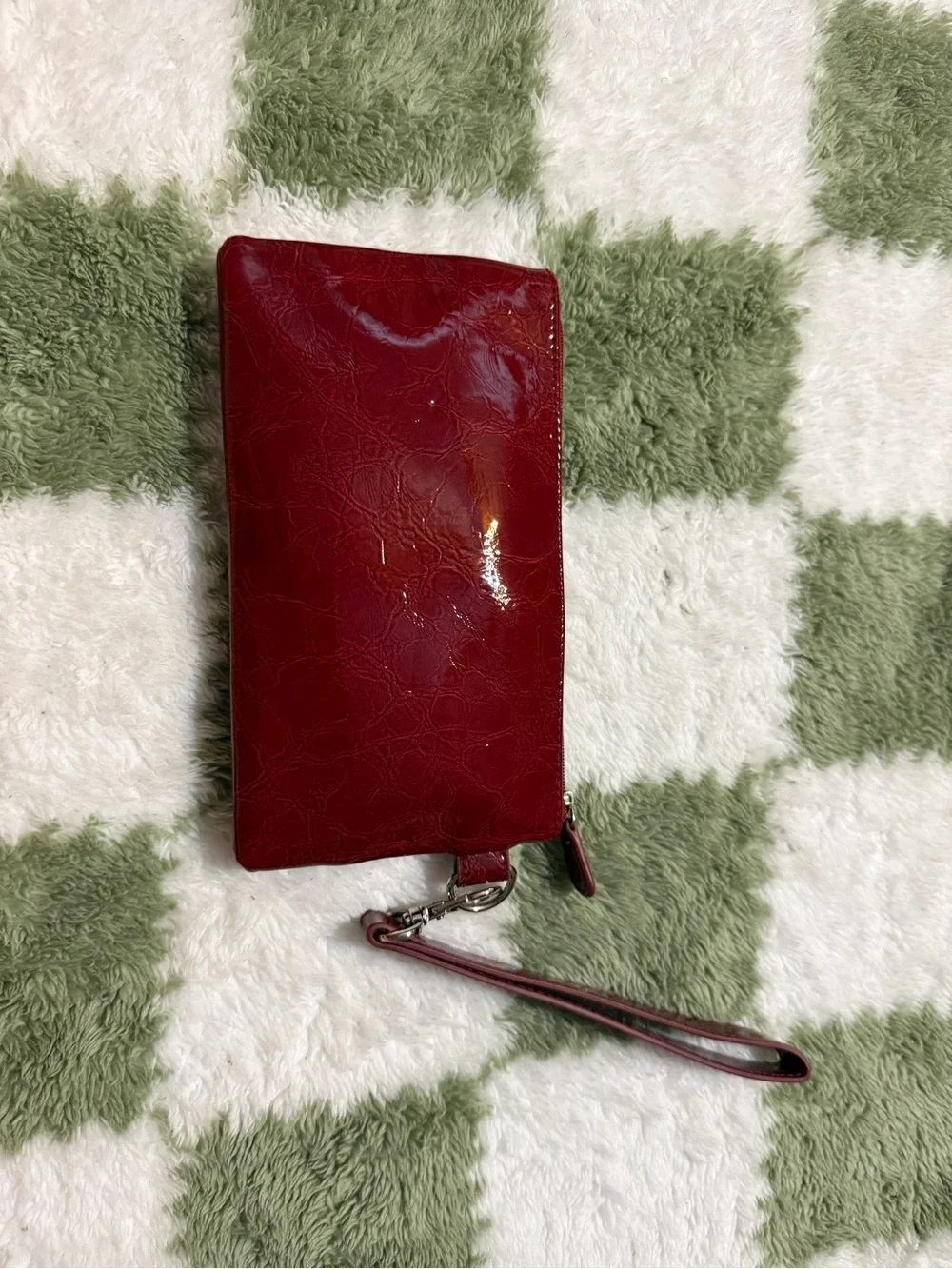 Miche Red Patent Wristlet Clutch with Detachable Strap
